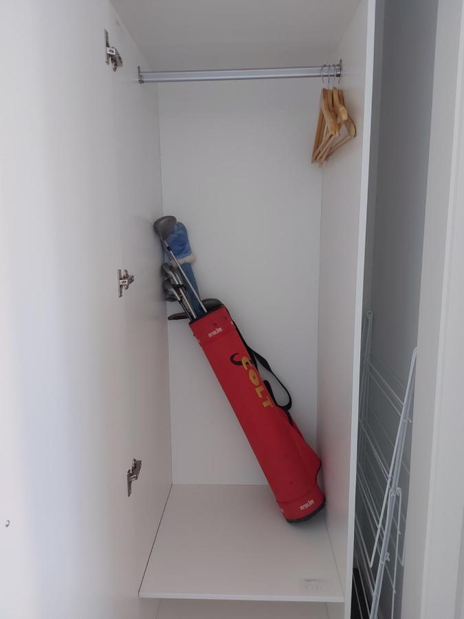 Apartment Escape - Brand New Warm And Quiet Two Bedroom *