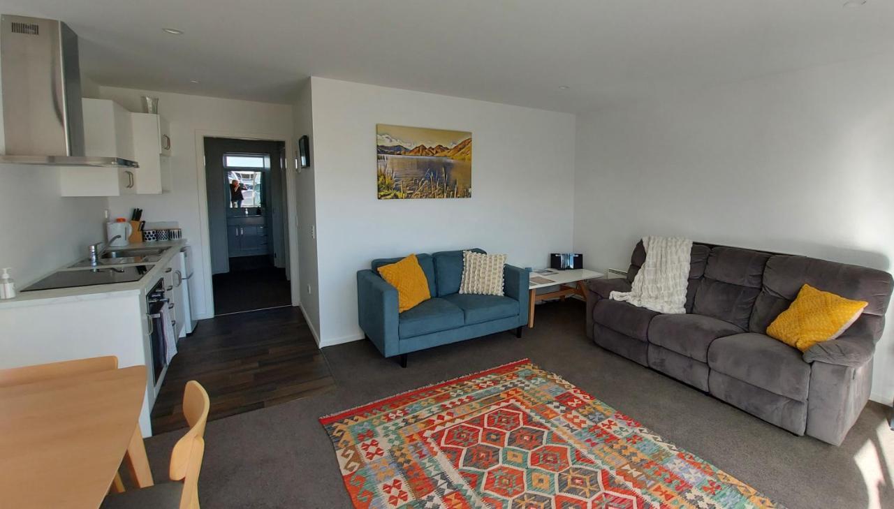 Escape - Brand New Warm And Quiet Two Bedroom Apartment Otematata