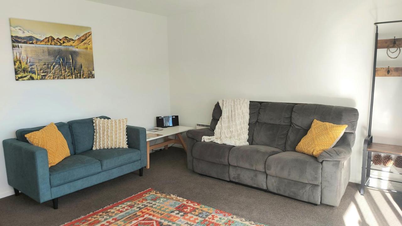 Escape - Brand New Warm And Quiet Two Bedroom Apartment Otematata